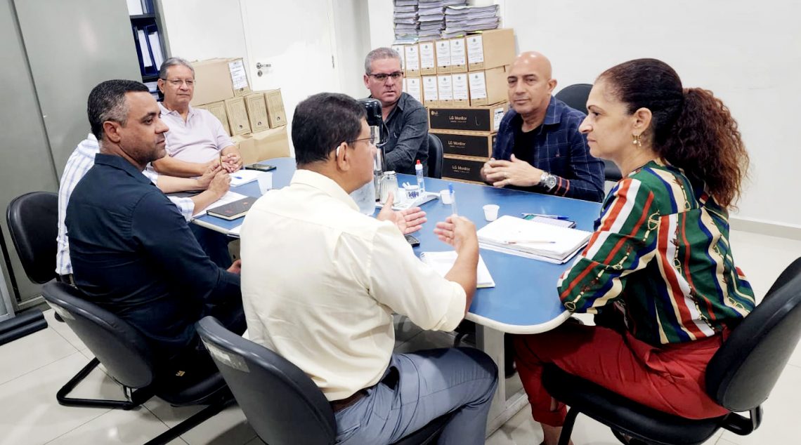 Comissão de Saúde | Reunião aborda carga horária dos técnicos em radiologia