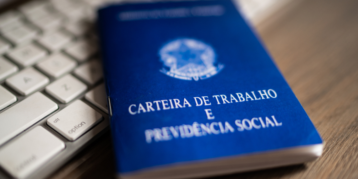 A freada no emprego formal em 2022 e as expectativa para 2023 | Artigo de Clovis Scherer