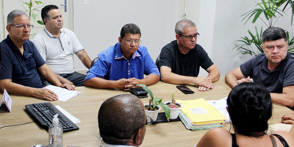 Solicitamos reunião com o prefeito Rogério Lins. Buscamos soluções imediatas!