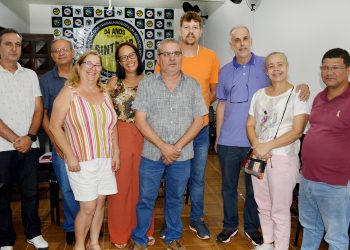 Servidores votam e elegem seus representantes para o Conselho Municipal de Educação