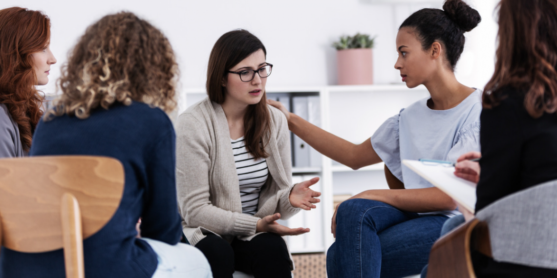 Centro de Estudos Cognitivo-Comportamental organiza grupos terapêuticos para pessoas ansiosas