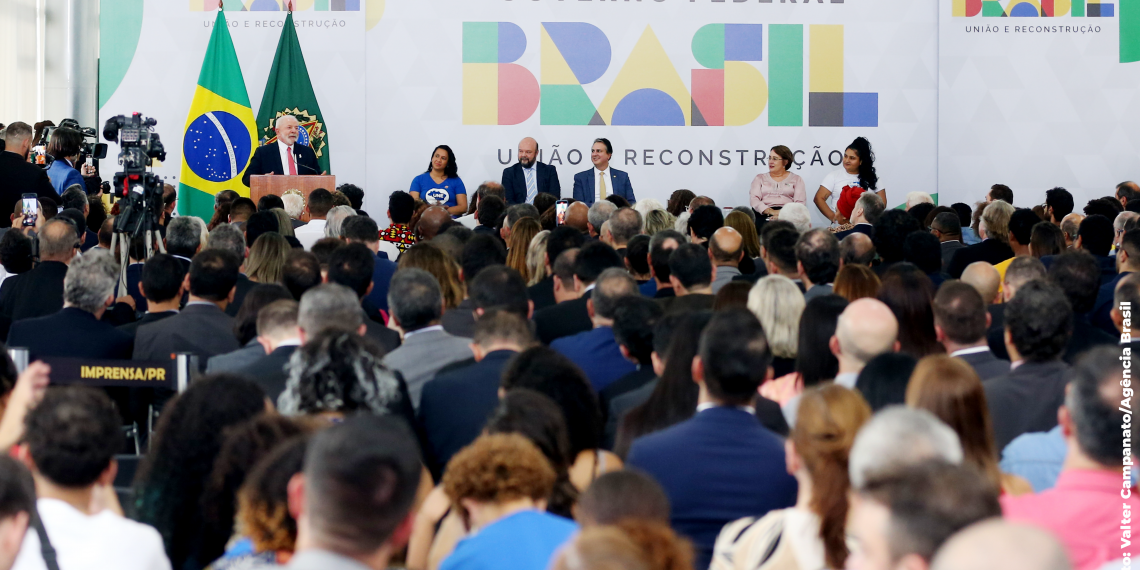 Os trabalhadores e a regulamentação do trabalho por plataformas digitais | Artigo de Eduardo Rezende