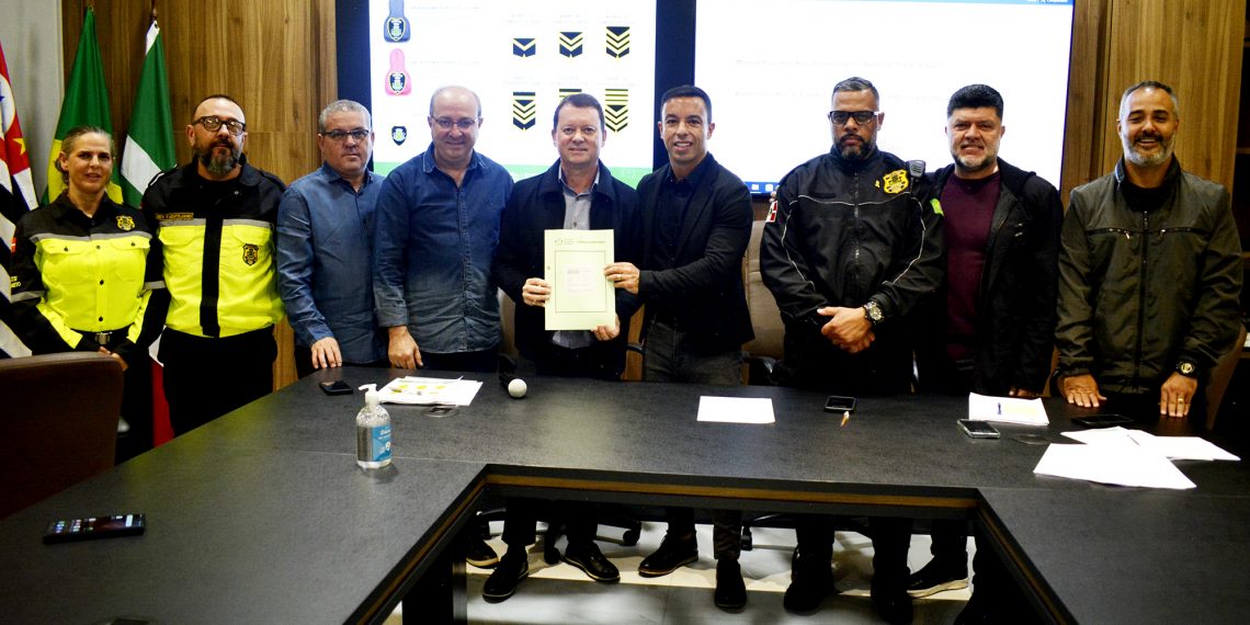 Agentes de Trânsito | Prefeito Rogério Lins atende Sintrasp e promete celeridade nos ajustes finais do Plano de Carreira