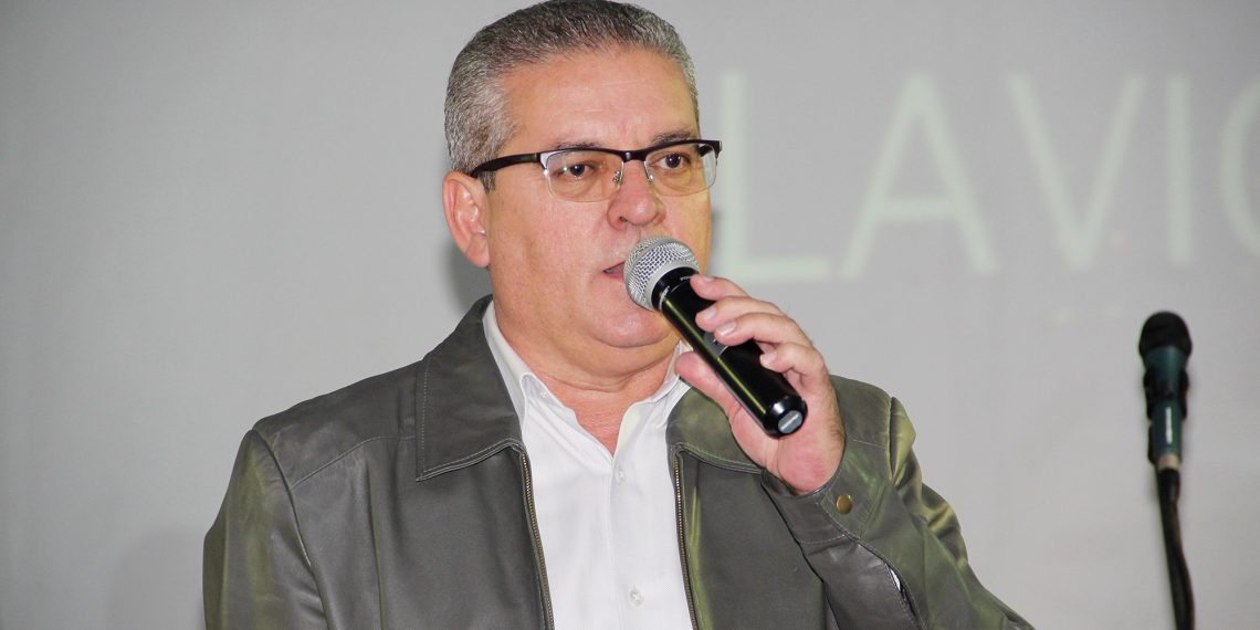 Sindicato enaltece o papel do Professor e repudia qualquer ataque caluniador contra o Magistério
