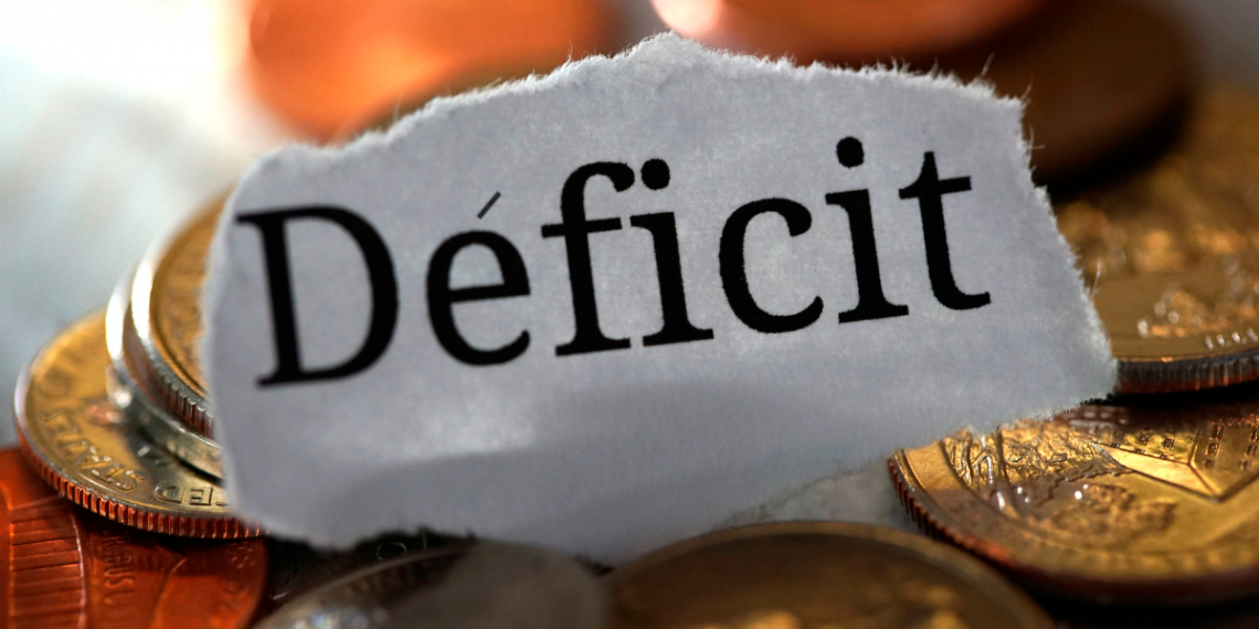 Até quando vão repetir a mentira do déficit da Previdência? | Artigo de Maria Lucia Fattorelli