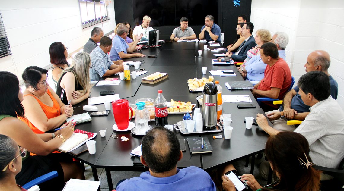 Campanha Salarial 2024 | Prefeitura ainda não apresenta índices de reajuste salarial e de benefícios
