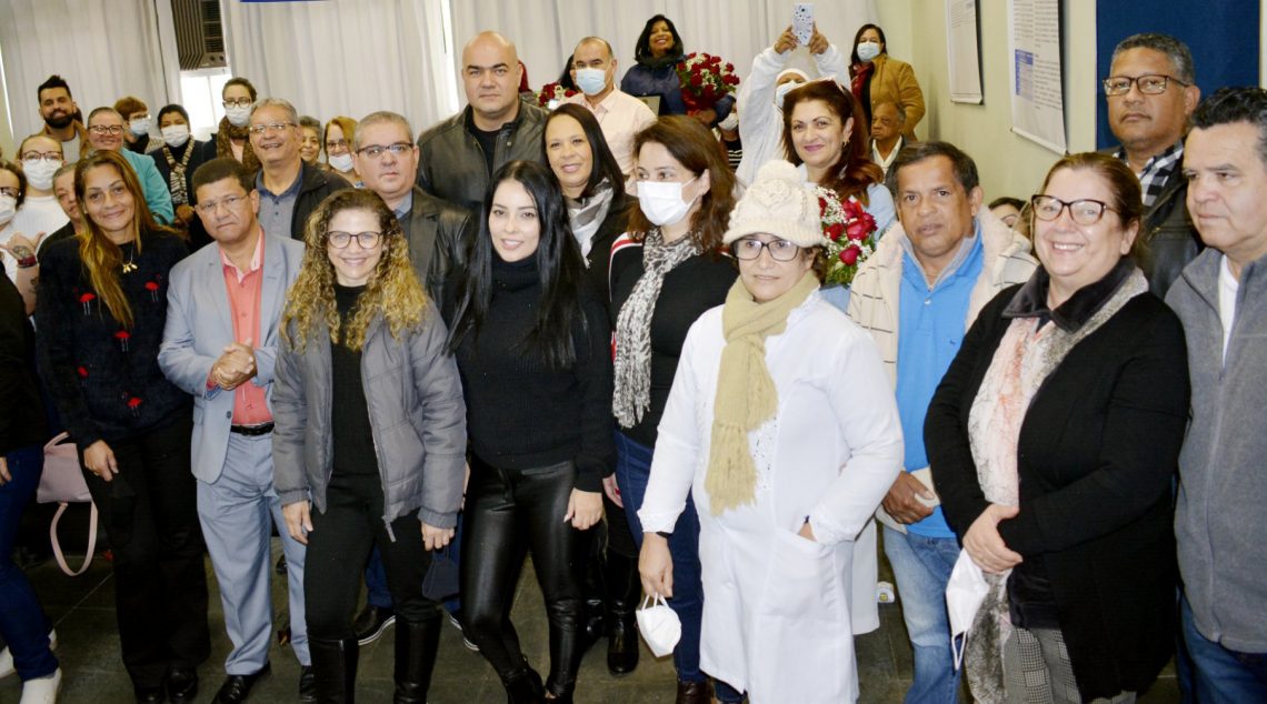 Vale a pena ver de novo a homenagem do Sintrasp aos profissionais da Enfermagem. Assista ao vídeo especial. É EMOCIONANTE!