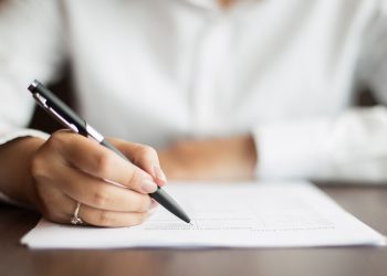 Negociação coletiva e estratégia de desenvolvimento produtivo | Artigo de Clemente Ganz Lúcio