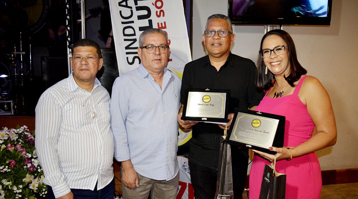 Sintrasp homenageia dirigentes e profissionais exemplares dentro do funcionalismo de Osasco durante o 4º Bailão