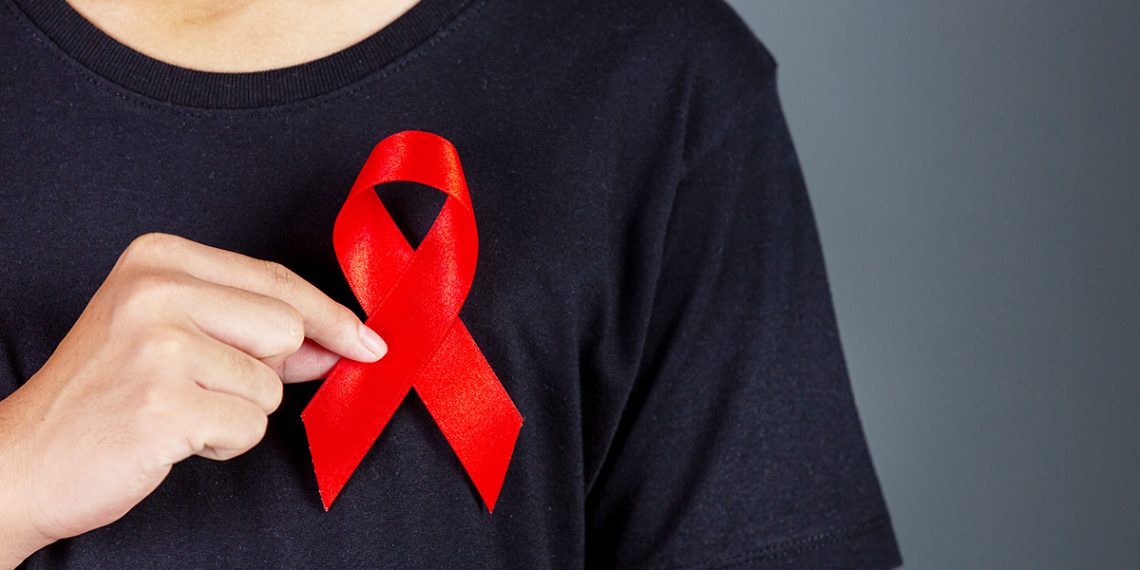 Dezembro Vermelho | É momento de ter consciência sobre o HIV e outras infecções sexualmente transmissíveis
