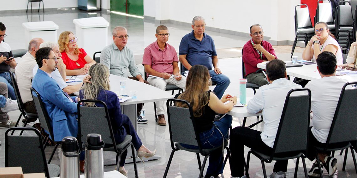 Sintrasp debate pauta ampla por recomposição salarial e benefícios na Mesa de Negociação com o Governo