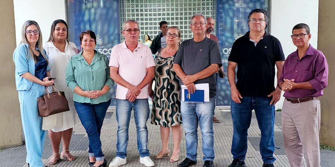 Prefeitura não apresenta nova proposta e negociações vão continuar na próxima semana. O Servidor merece aumento justo!